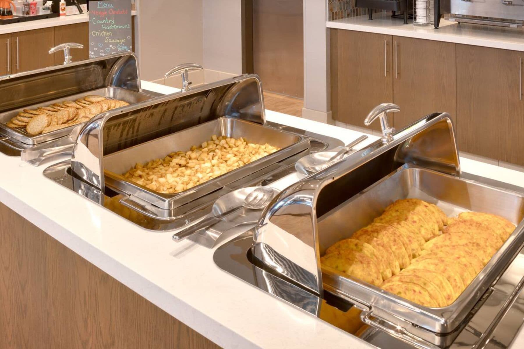 hampton-inn-and-suites-anaheim-cuisine