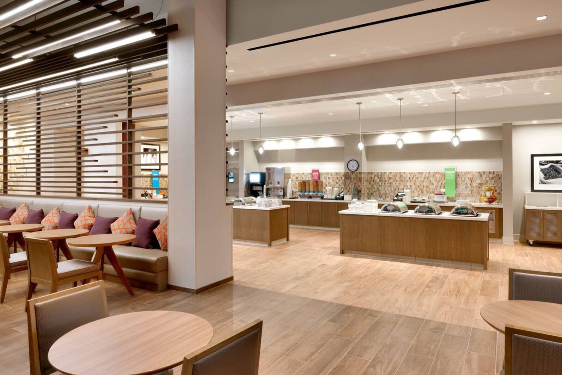 Hampton Inn And Suites Anaheim Food