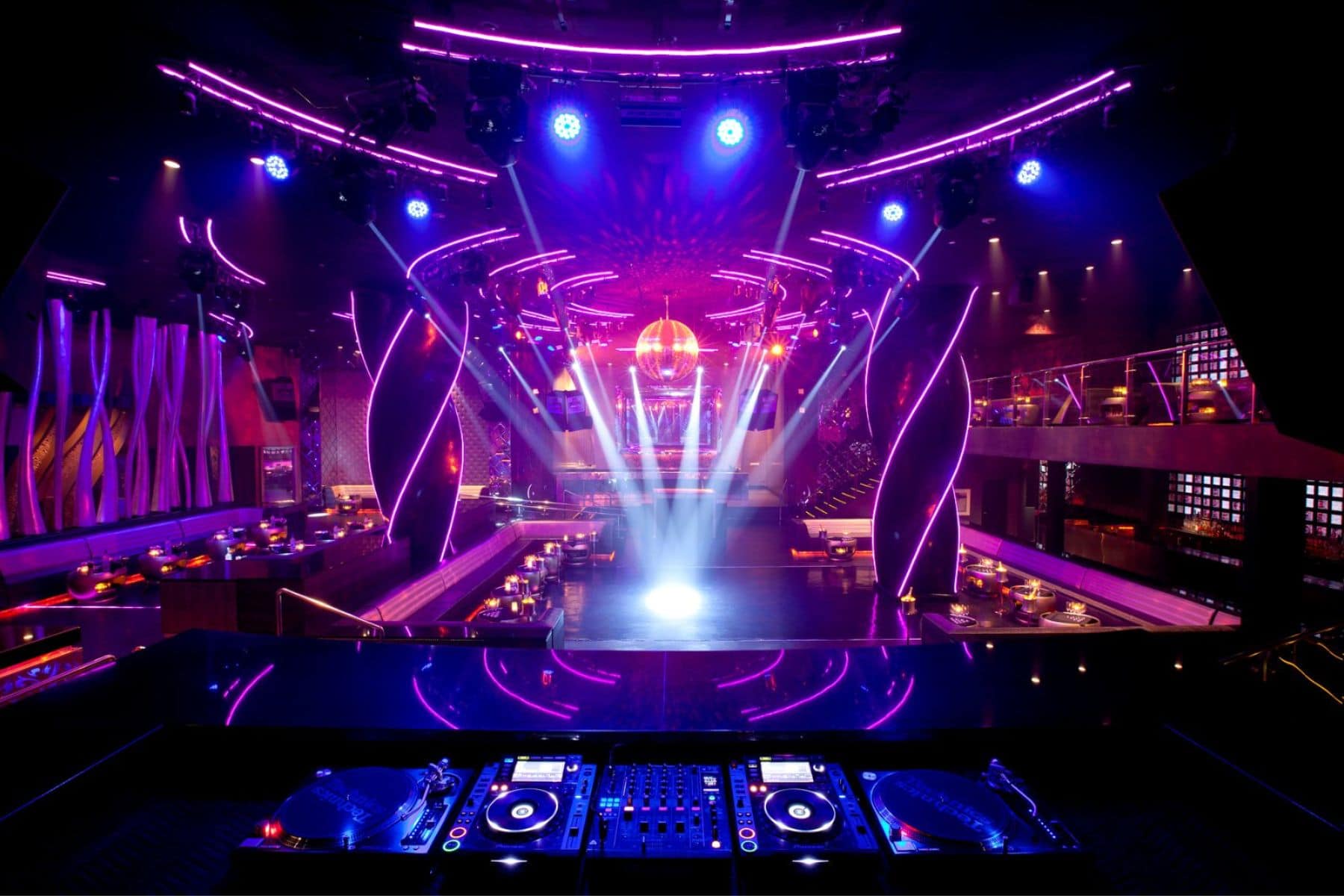hard-rock-hotel-and-casino-punta-cana-club