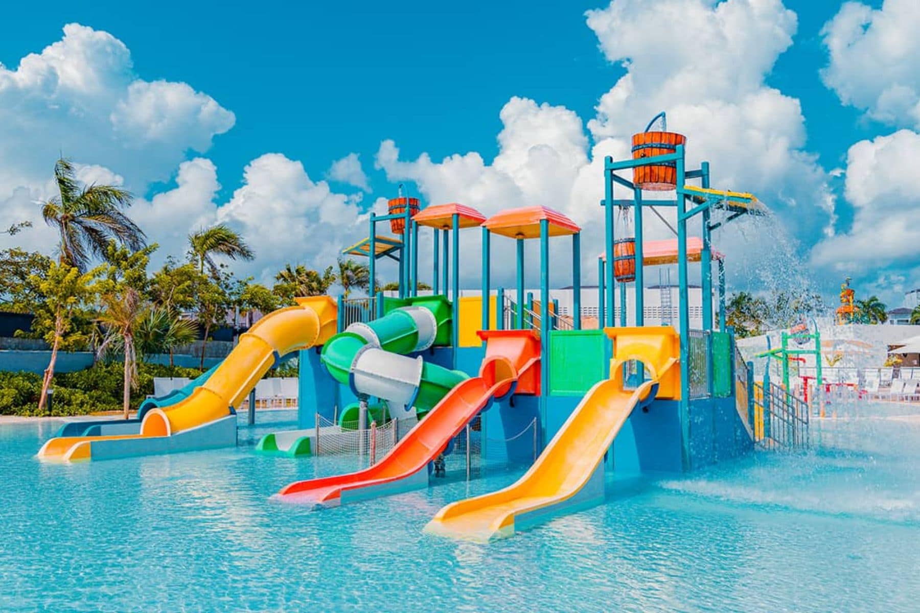 hard-rock-hotel-and-casino-punta-cana-side