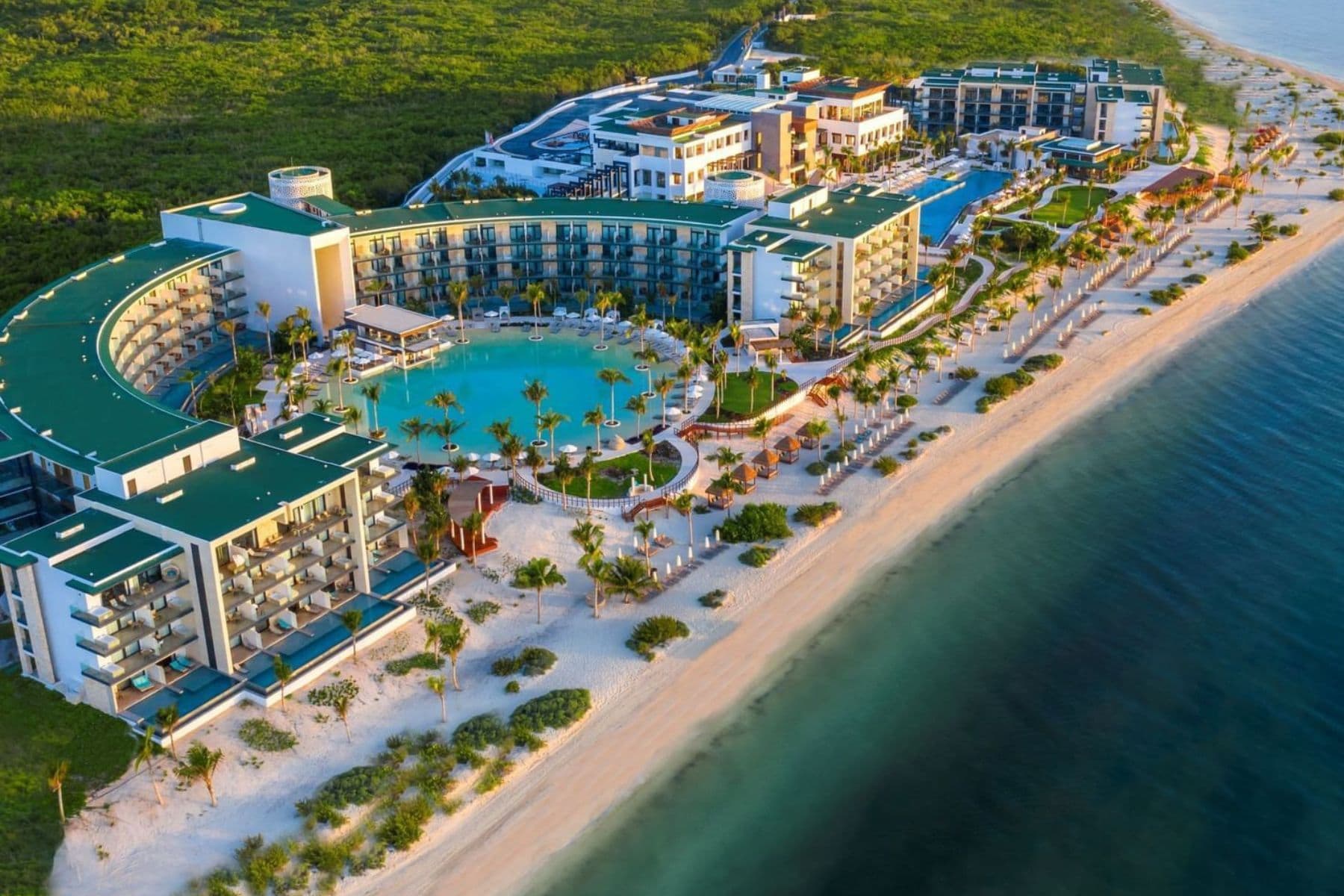 haven-riviera-cancun-aerial-beach