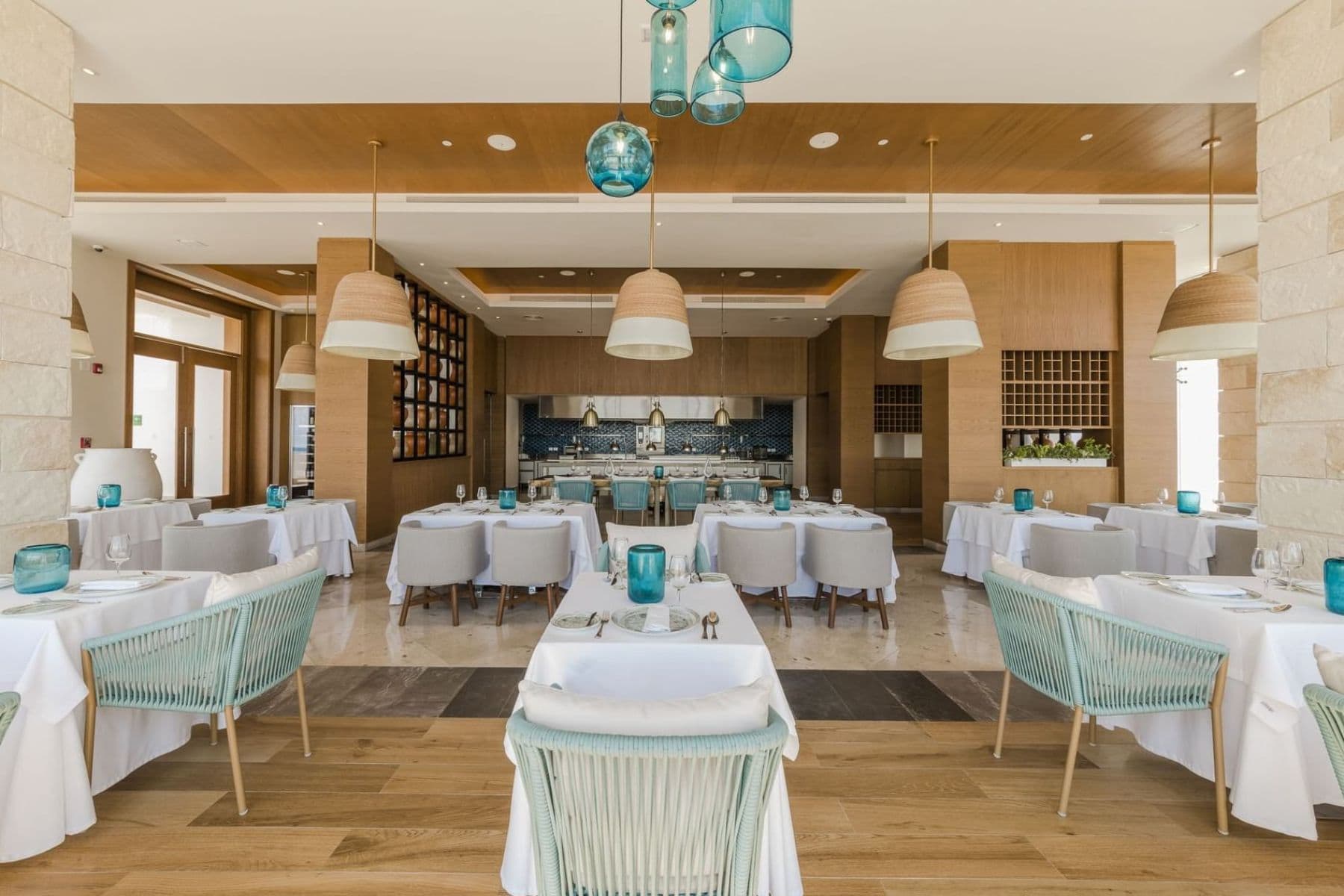 haven-riviera-cancun-restaurant