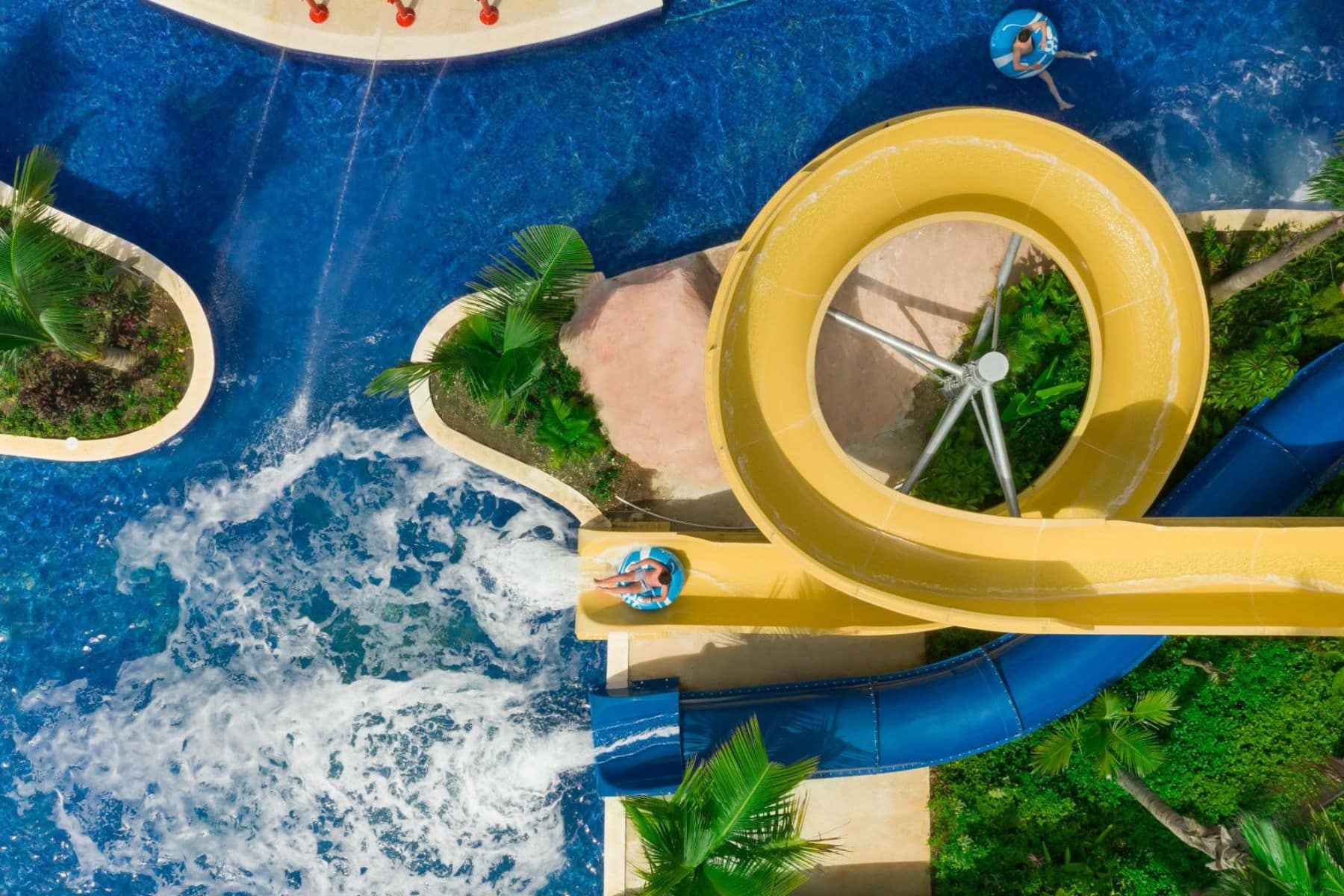 hilton-la-romana-punta-cana-pool-sliding