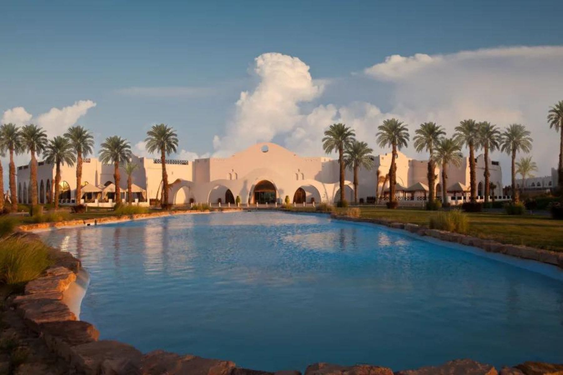 hilton-marsa-alam-nubian-resort-pool