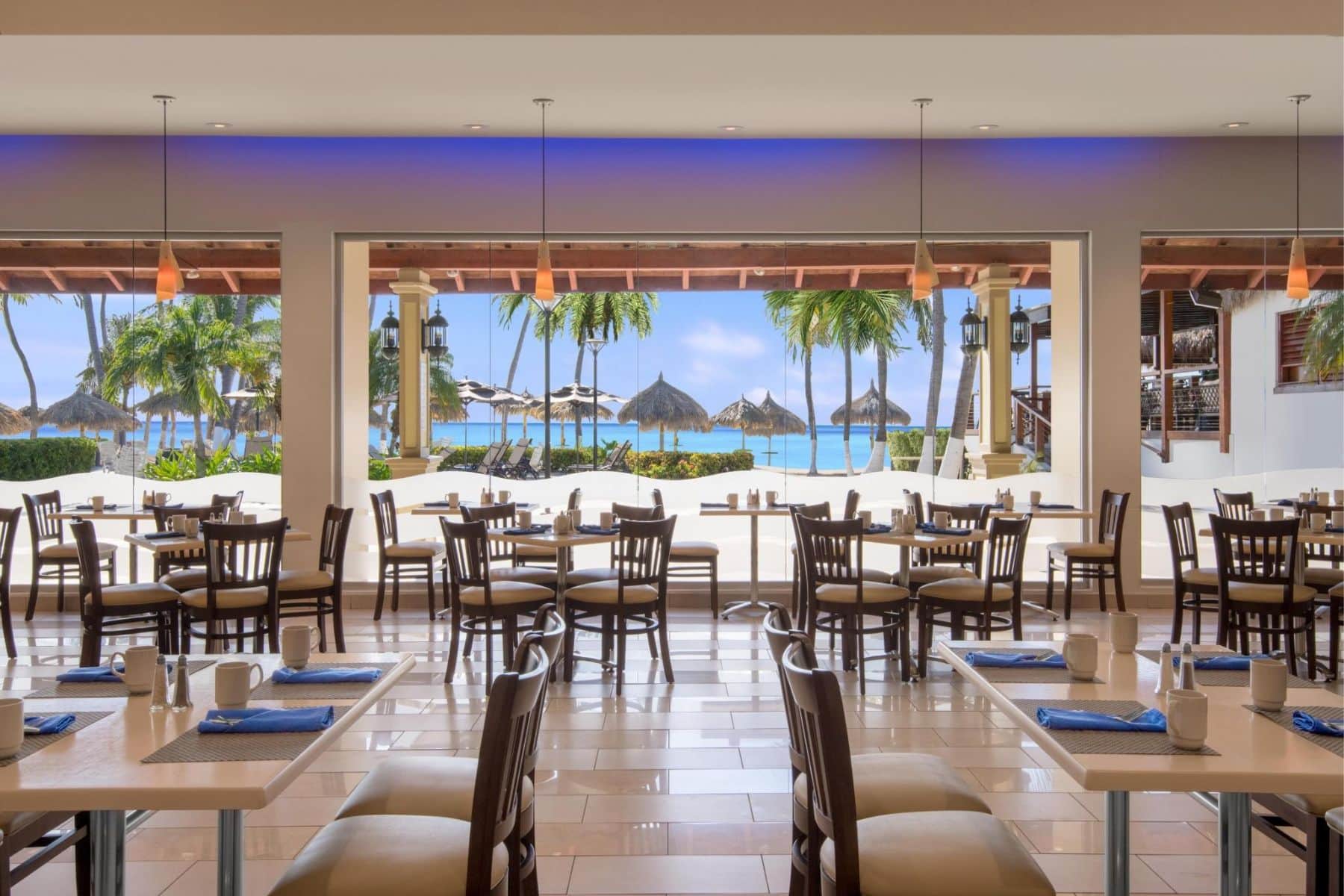 holiday-inn-resort-aruba-catering
