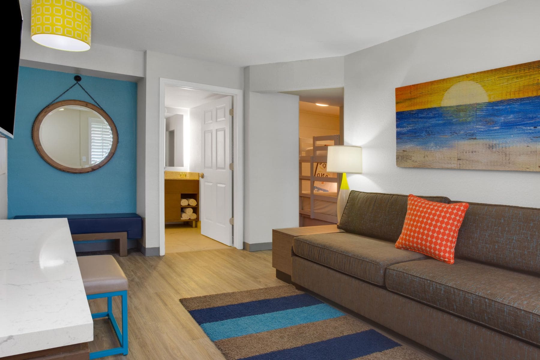 holiday-inn-resort-orlando-suites-waterpark-sofa