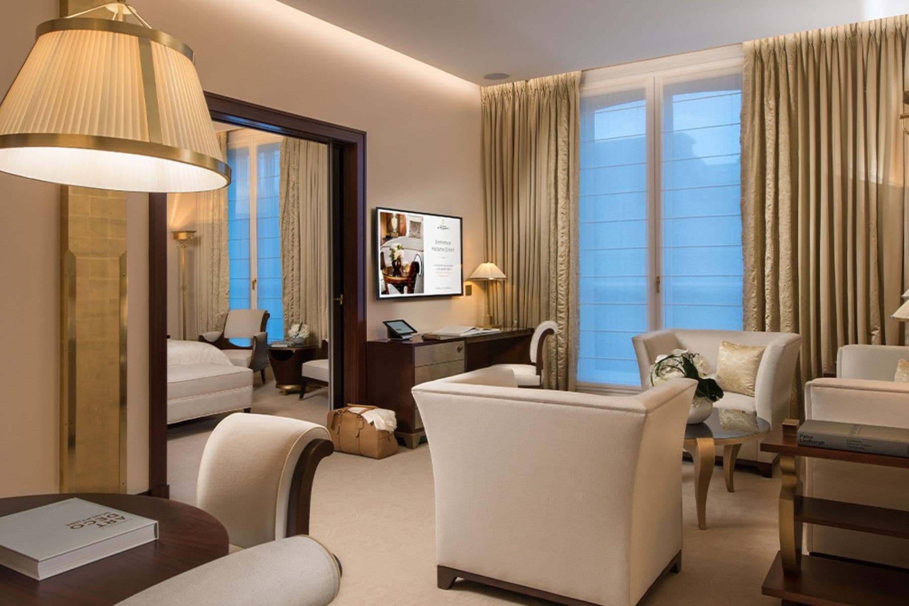 Hotel Barriere Le Fouquets Living
