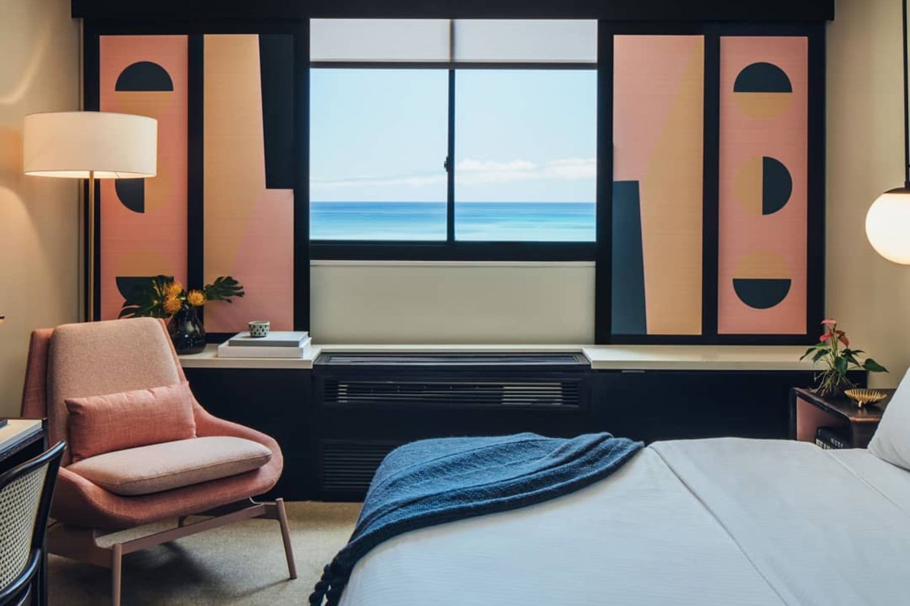 hotel-renew-oahu-interior