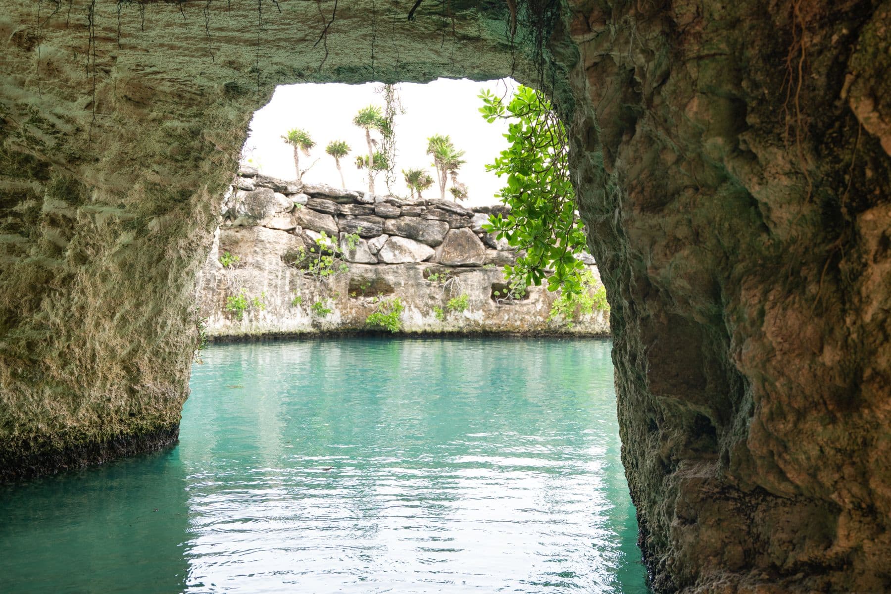 hotel-xcaret-arte-cave