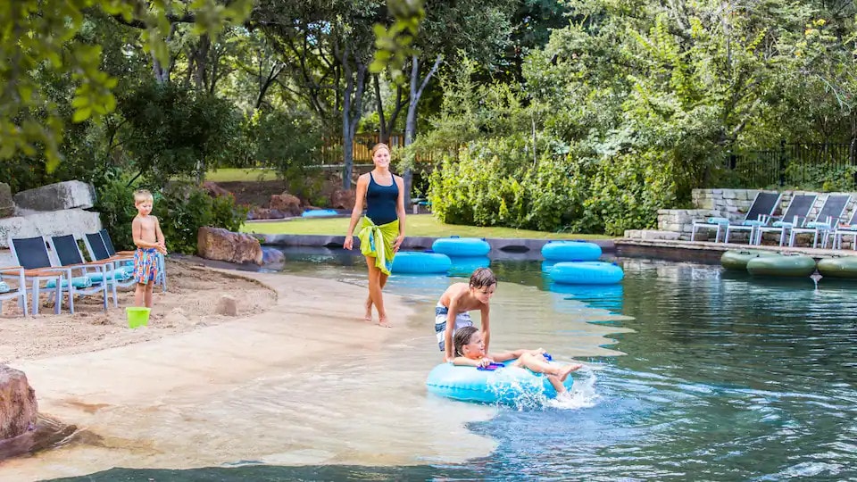 Hyatt Regency Hill Family Beach River