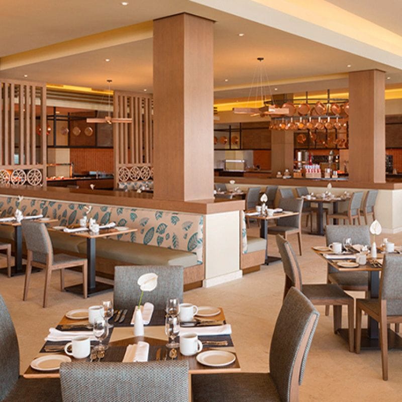 hyatt-ziva-cancun-dining