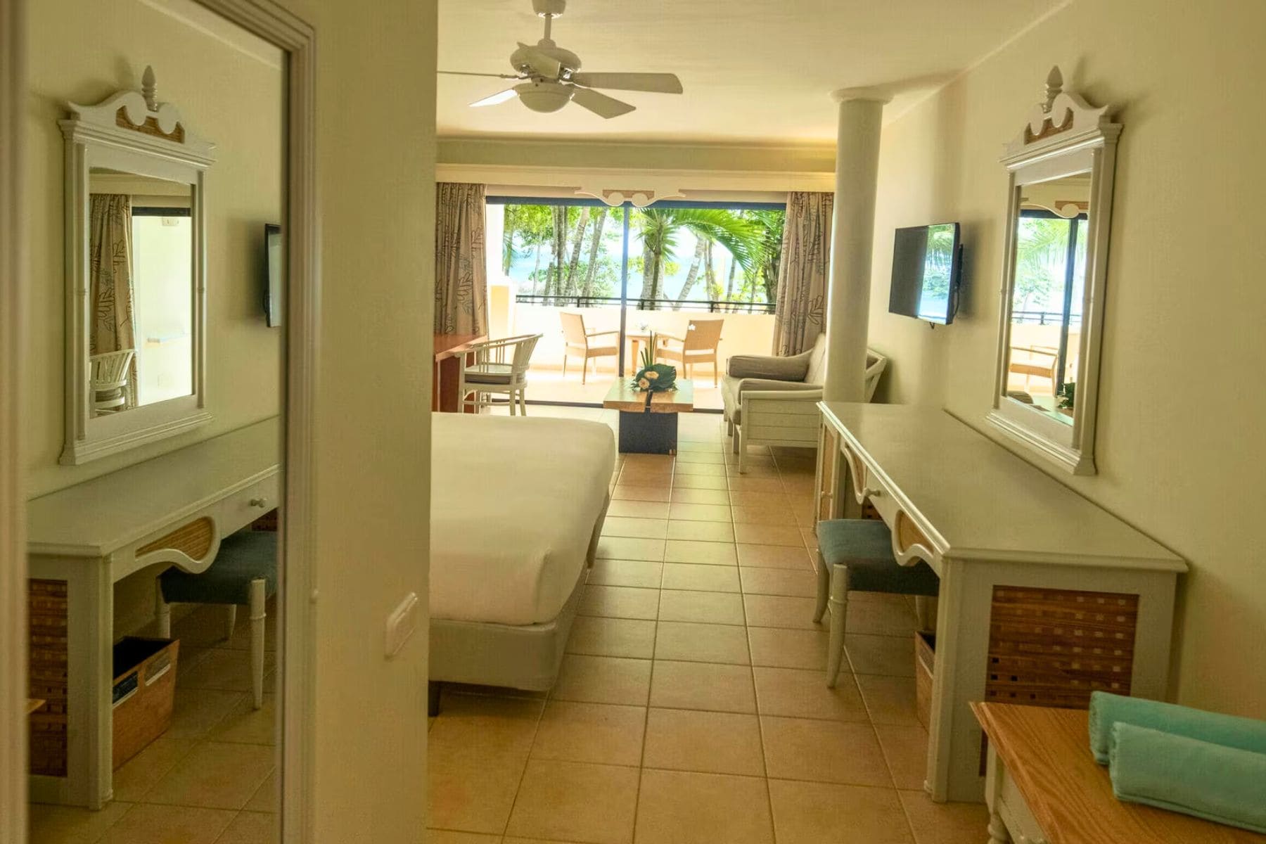 Iberostar Costa Dorada Junior Suite Indoor