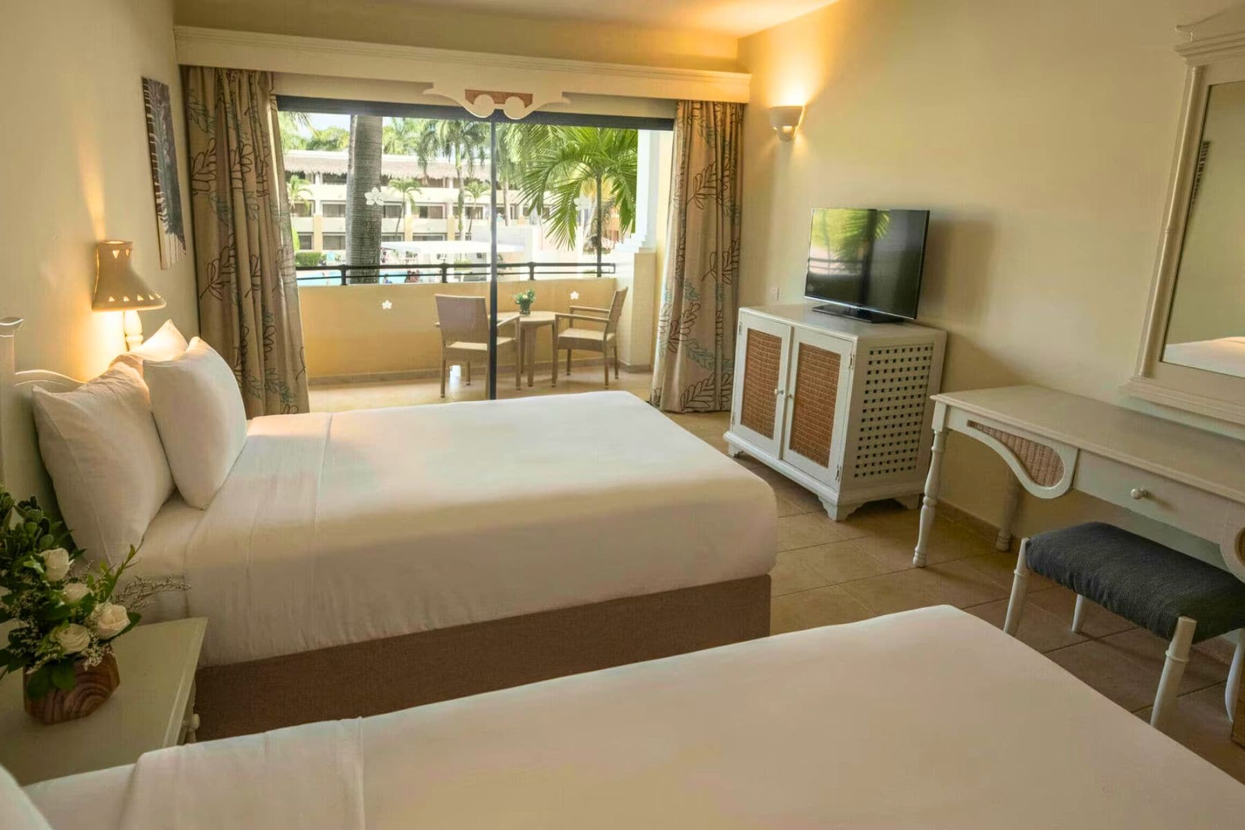 Iberostar Costa Dorada Premium Pool View