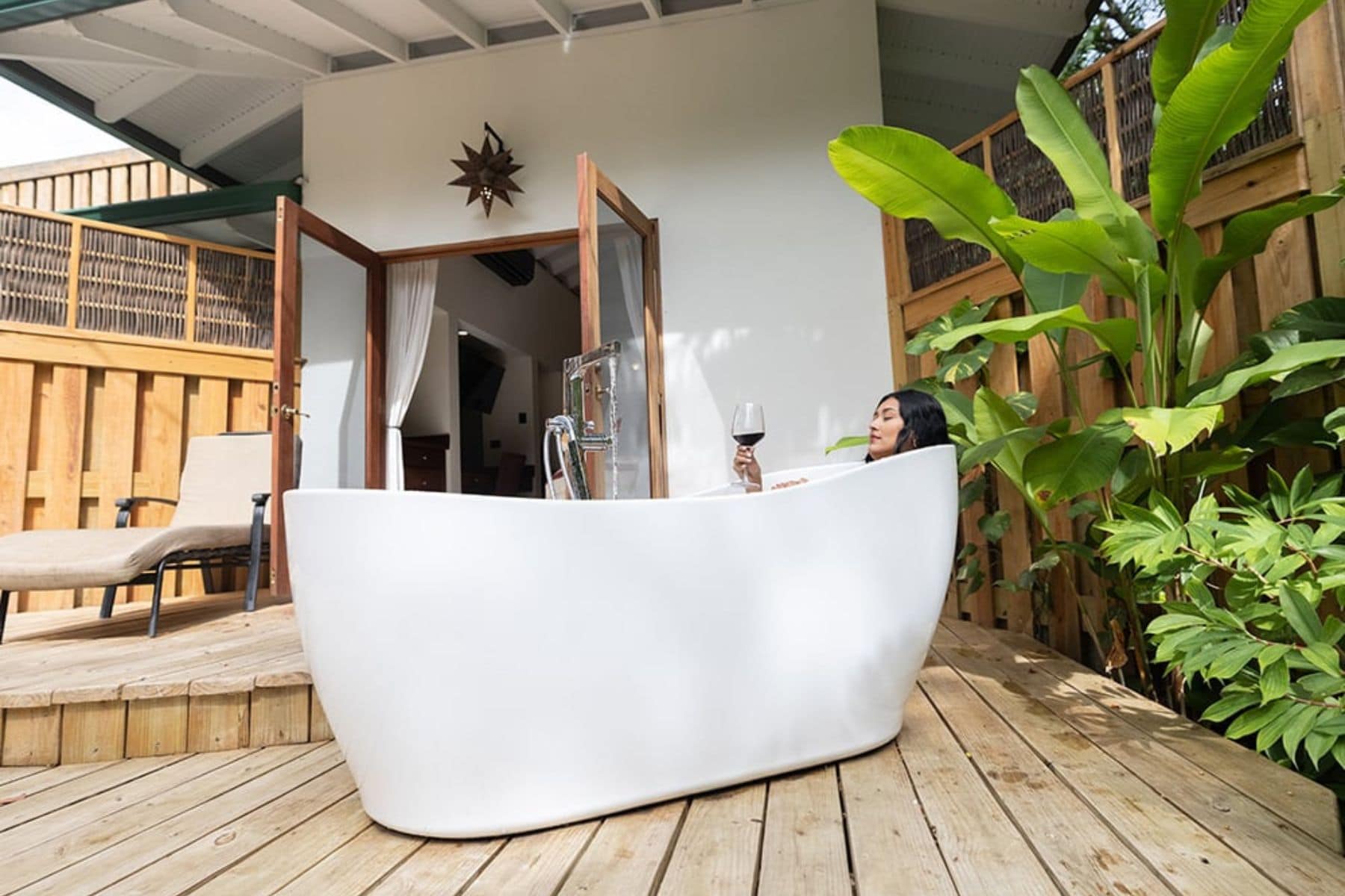 ka-ana-resort-tub