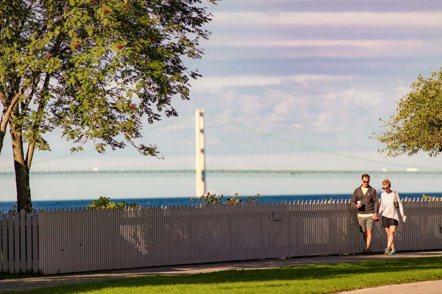 lake-view-hotel-walking