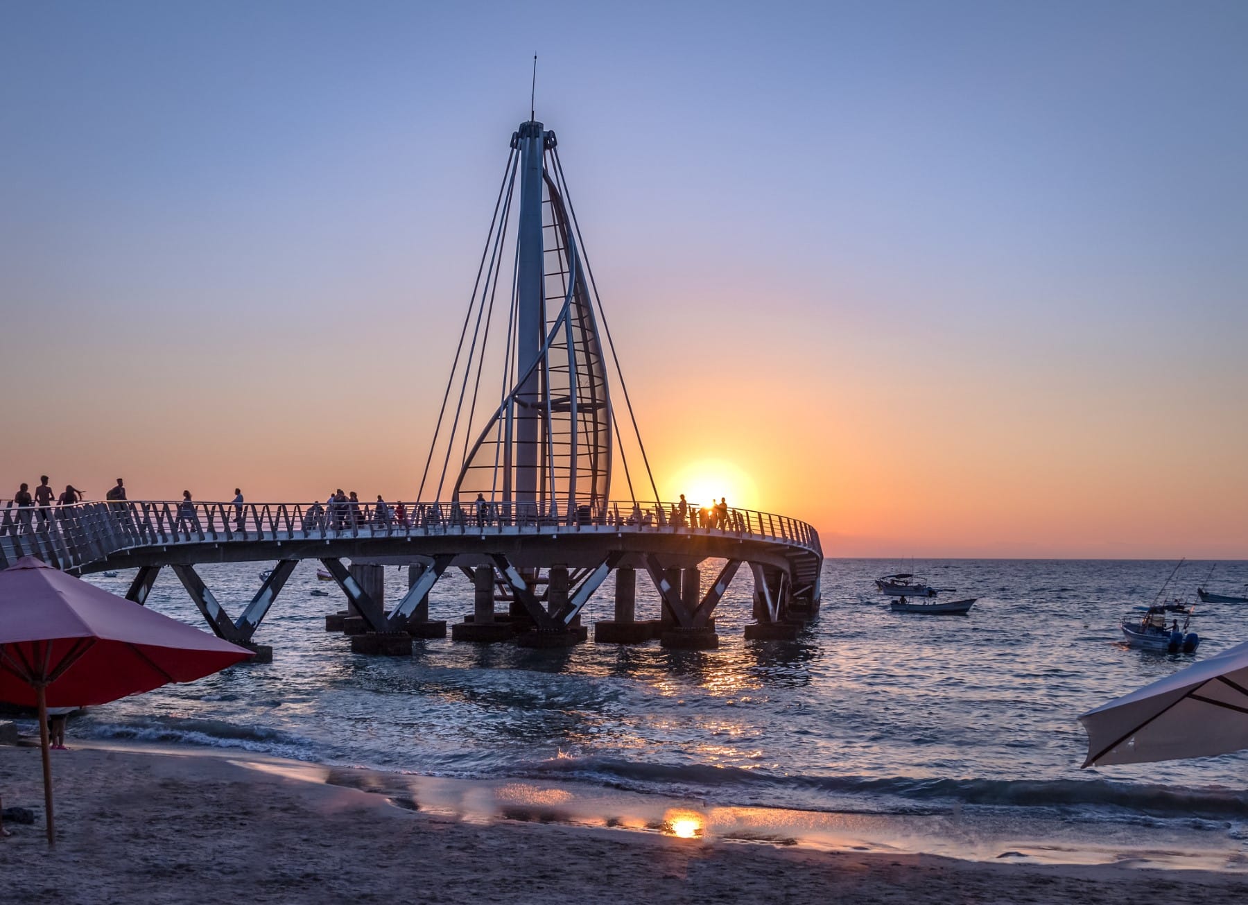 mexico-puerto-vallarta-muertos-pier