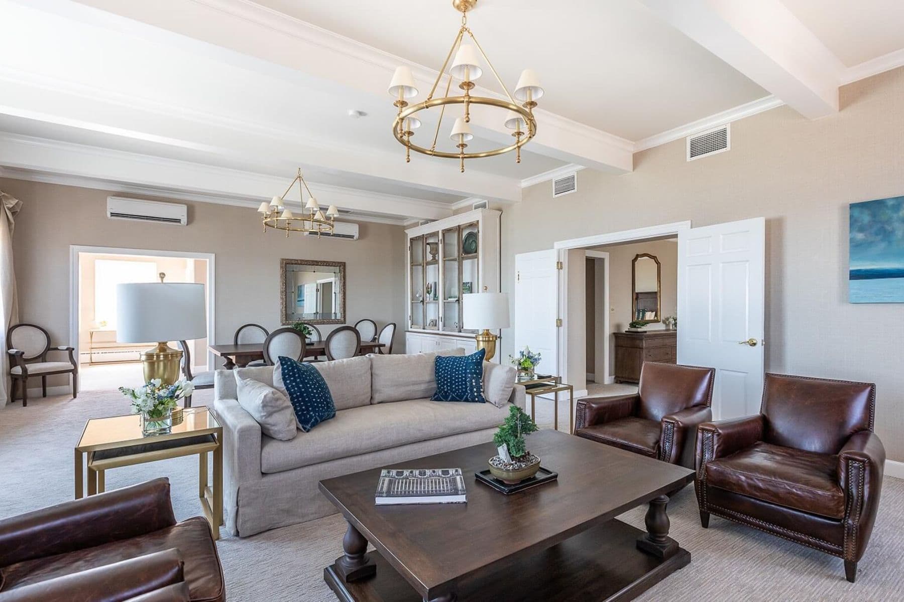 mission-point-resort-living-room