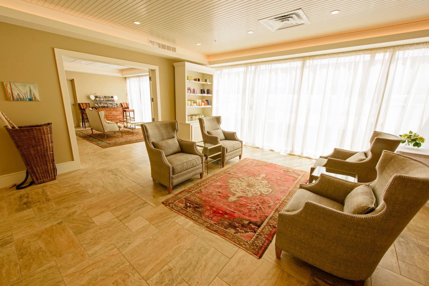 mission-point-resort-living