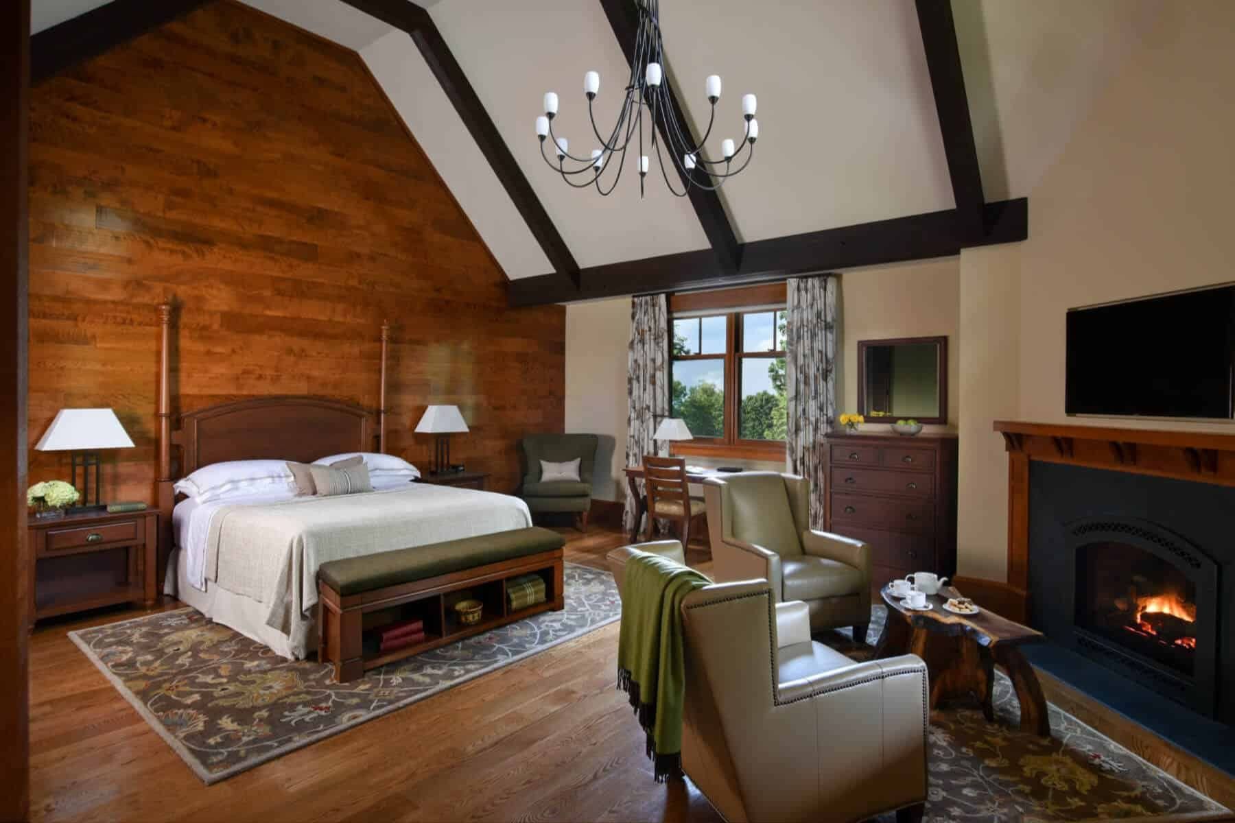 mohonk-mountain-house-new-paltz-new-york-lodge-bed