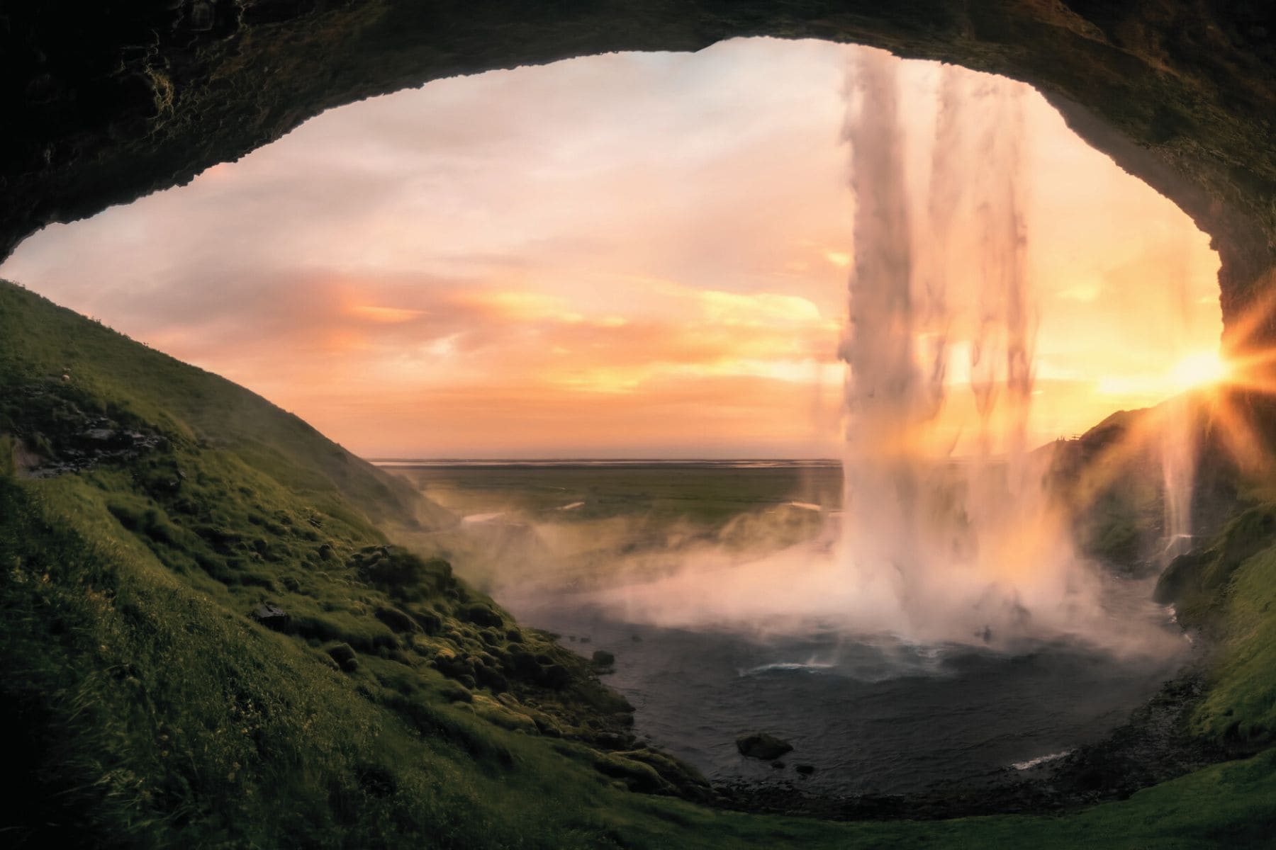 tour around iceland