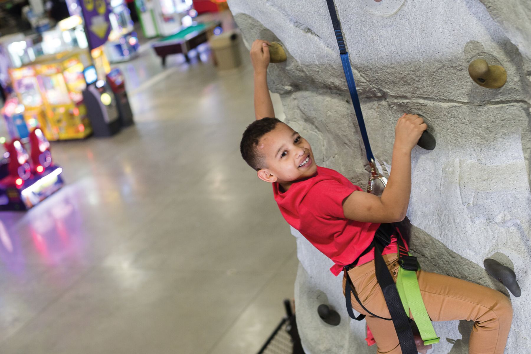 mount-olympus-theme-park-and-resort-wall-climbing