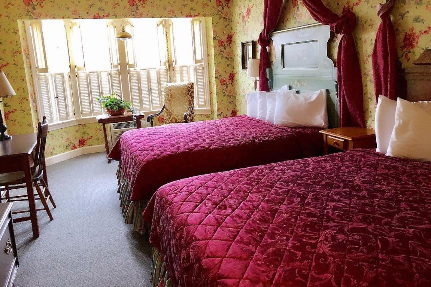 murray-hotel-beds