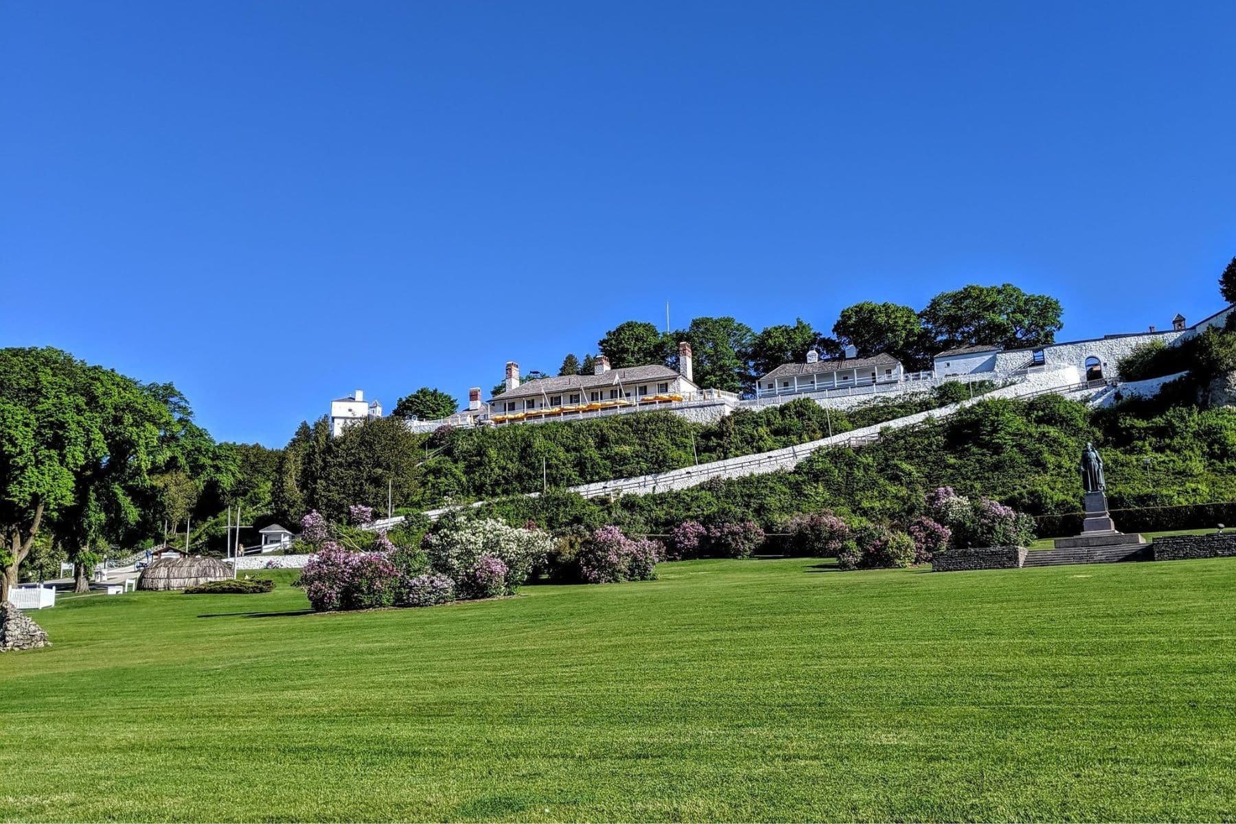 murray-hotel-rear