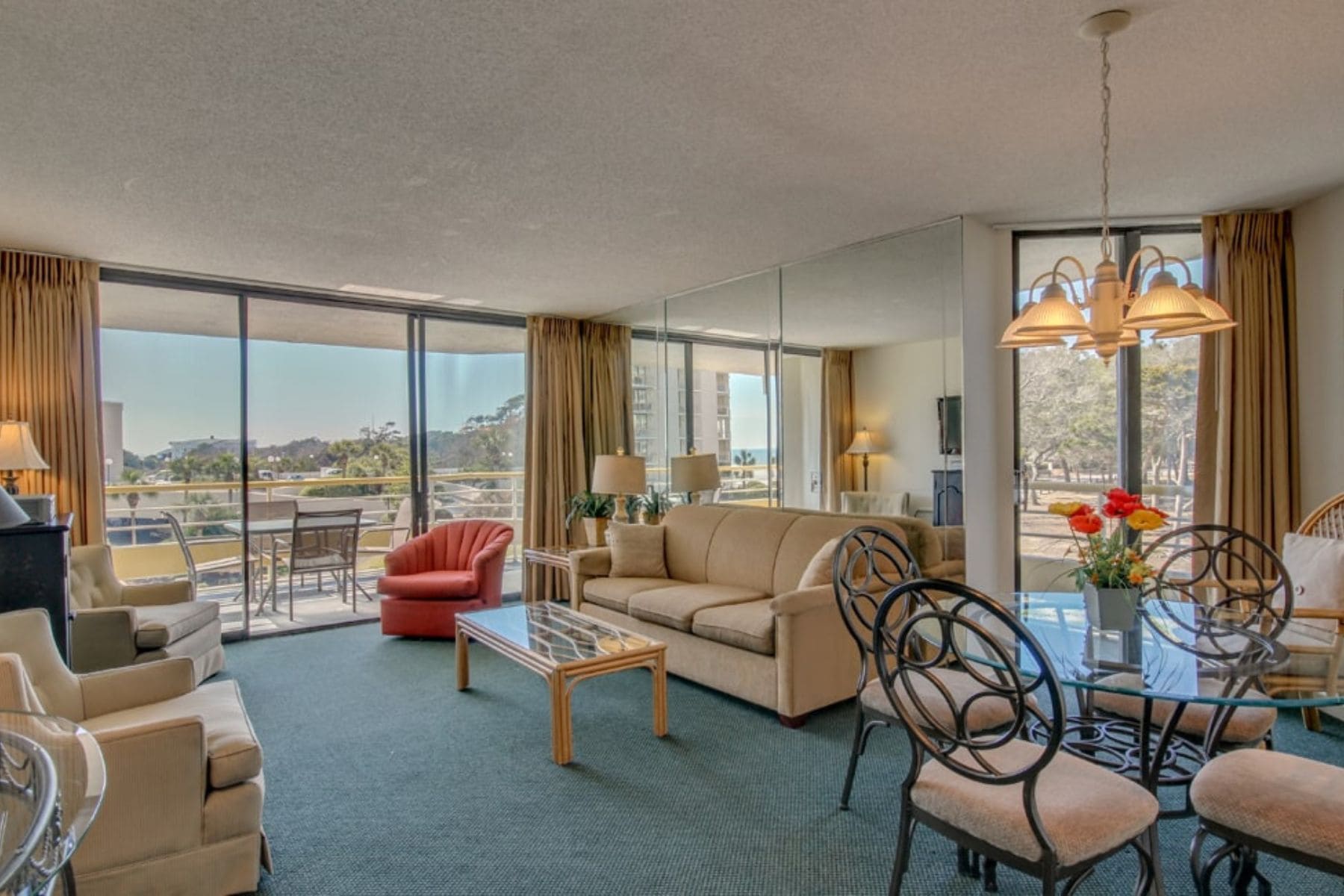 ocean-creek-resort-living