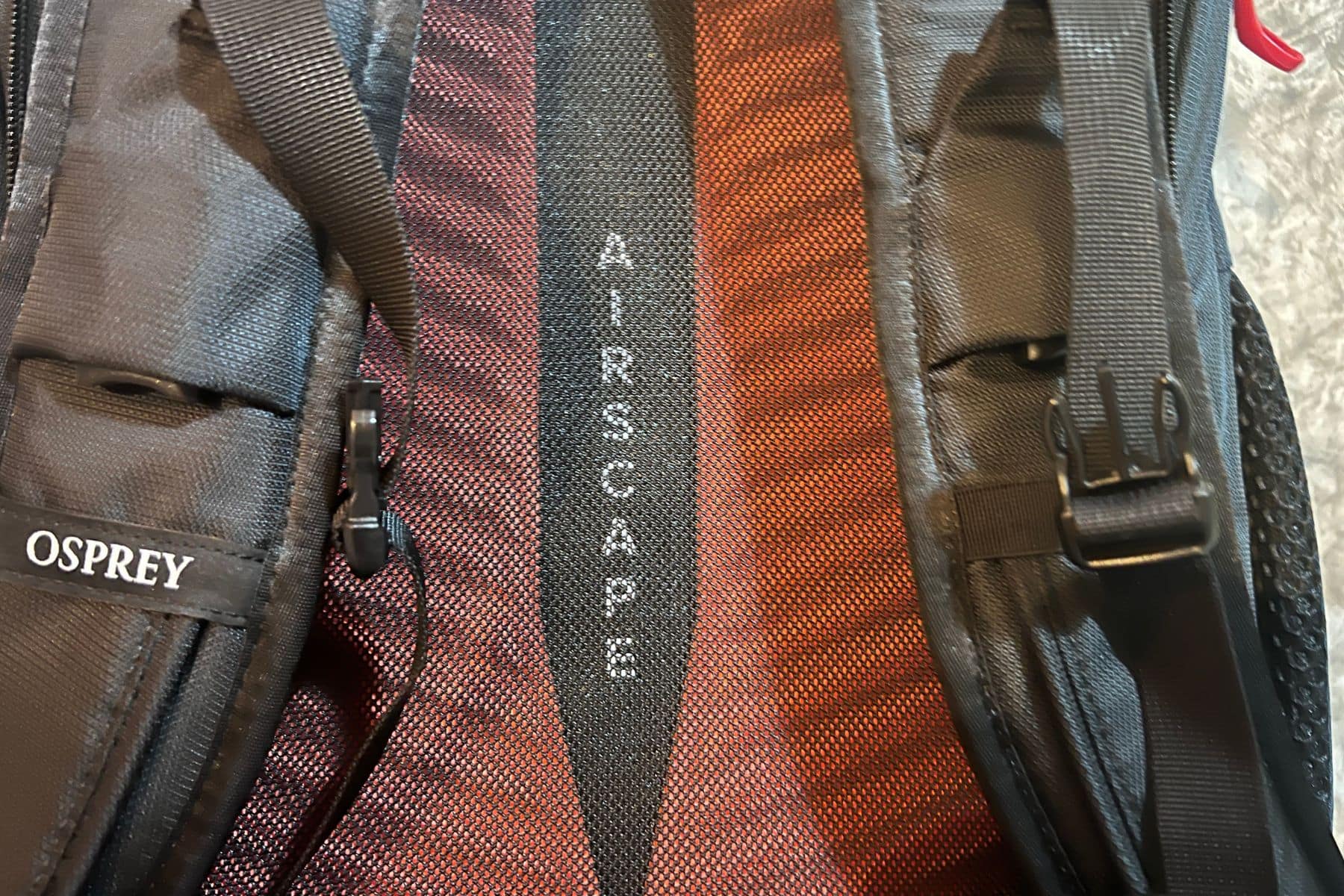 osprey-mens-farpoint-womens-fairview-airscape