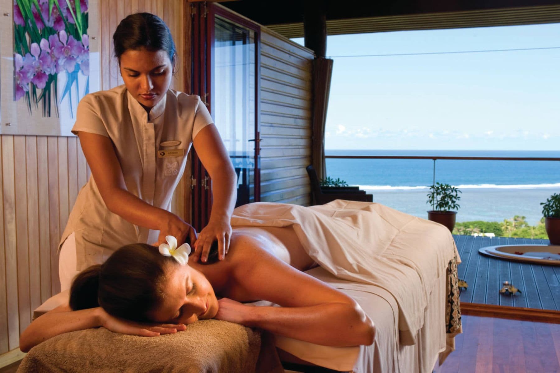 outrigger-fiji-beach-resort-massage