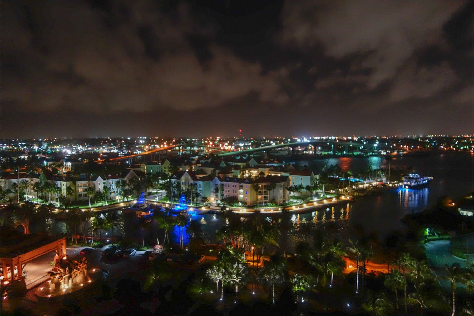 Paradise Island And Downtown Nassau