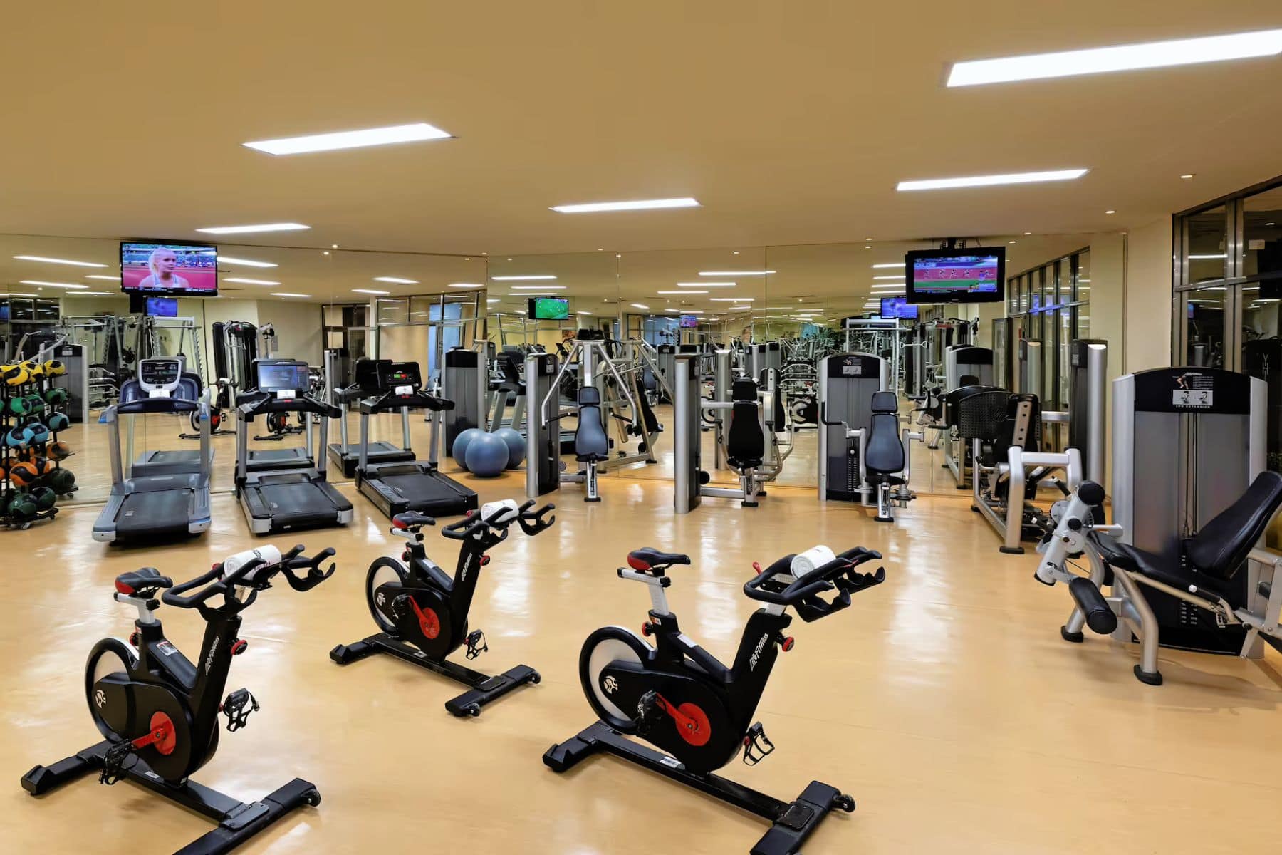 paradisus-cancun-gym