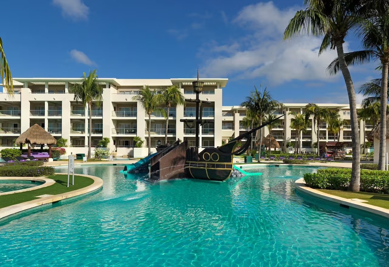 Paradisus Playa Del Carmen Pool Pirate Ship