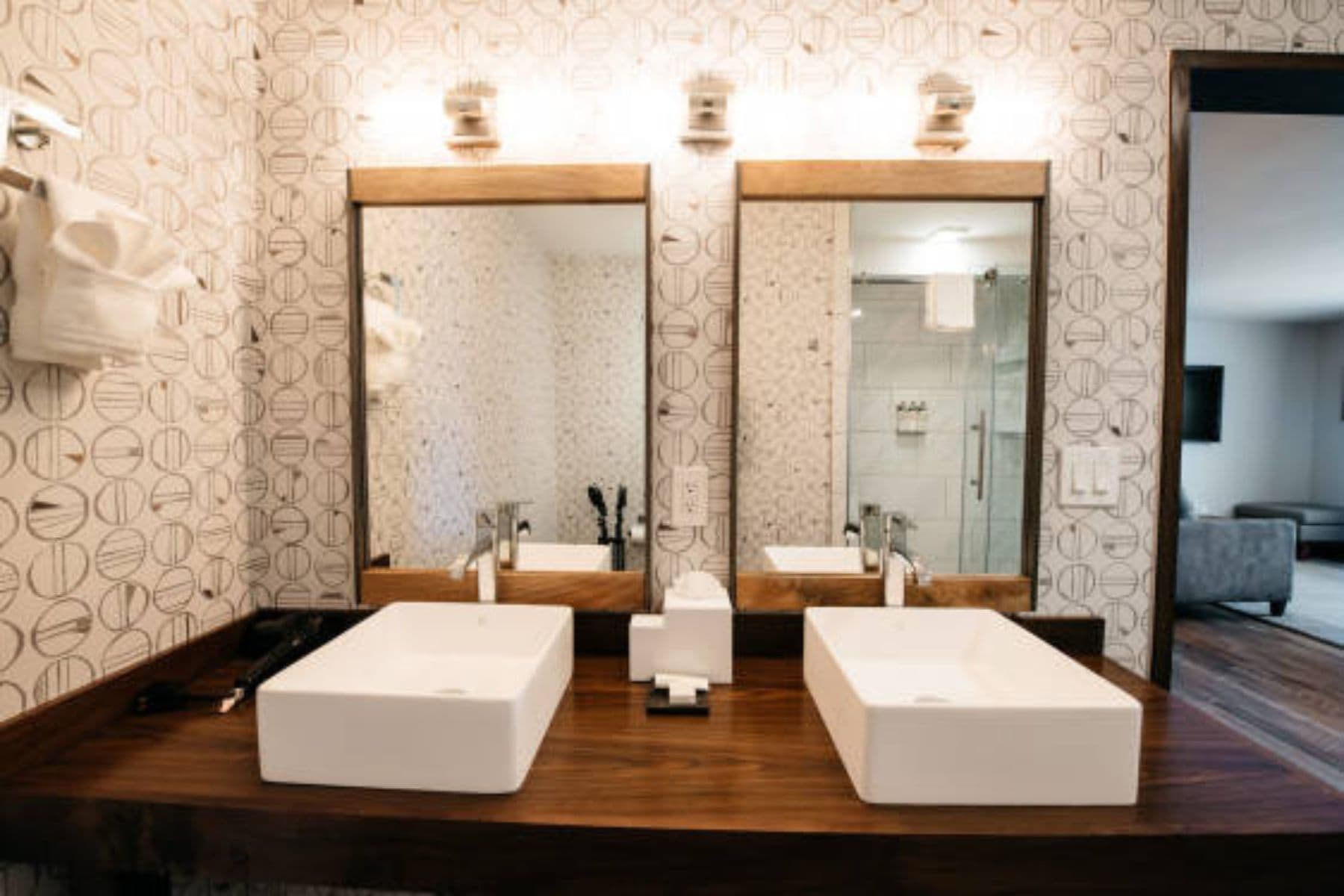 Park City Peaks Hotel Bathroom