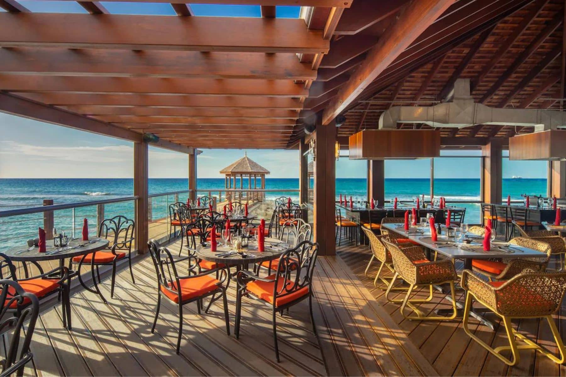 pierside restaurant