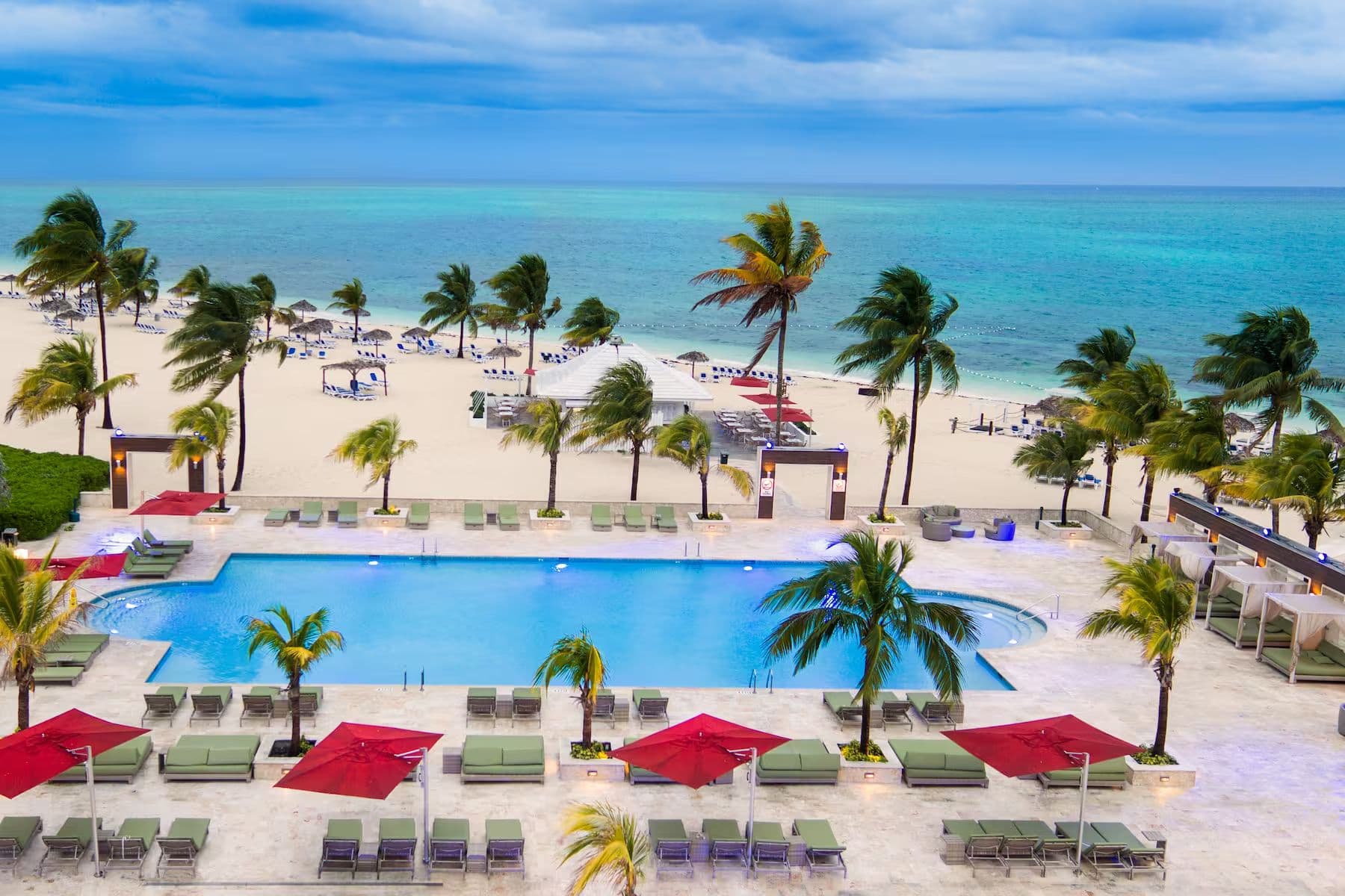 Private Pool View