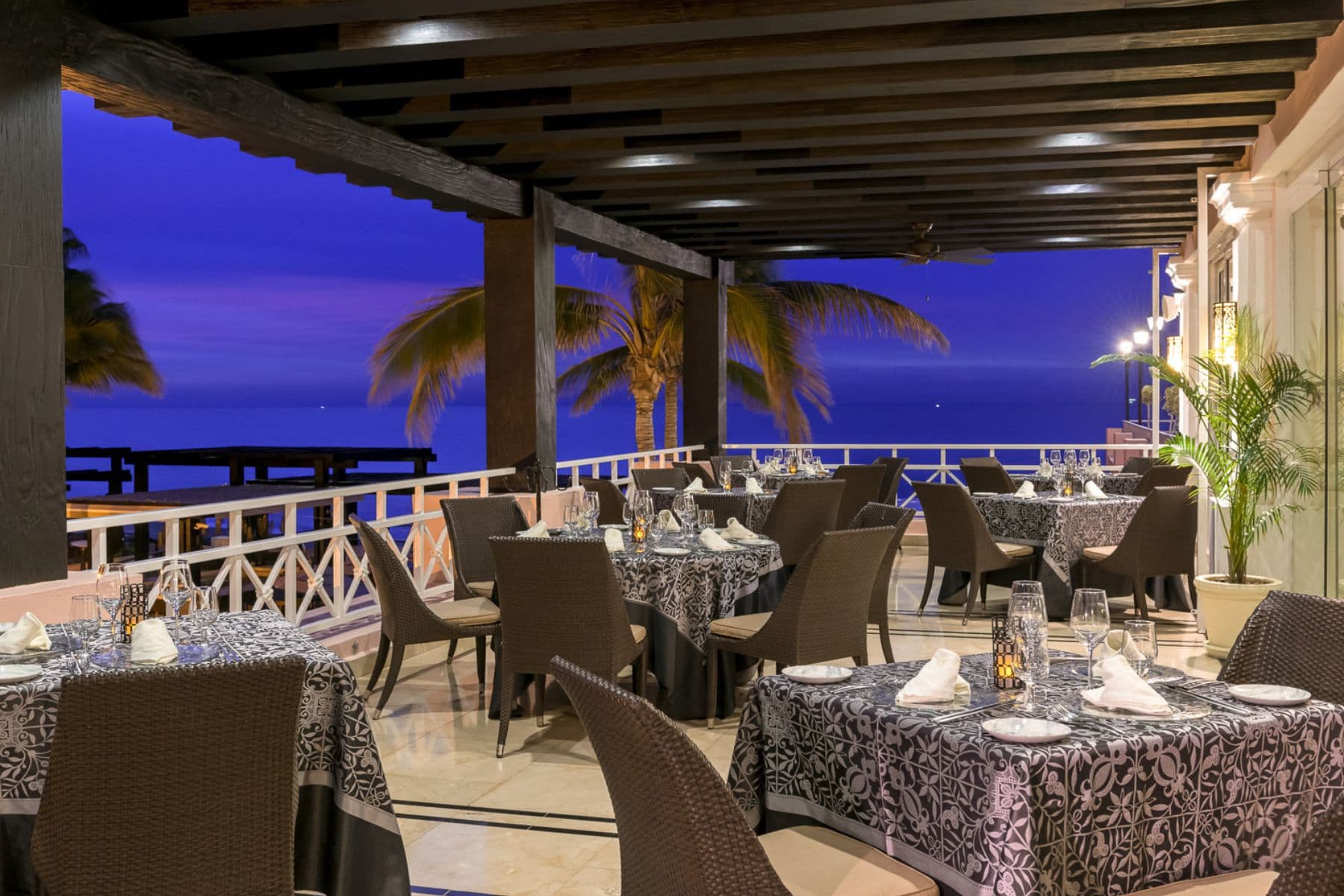 pueblo-bonito-rose-resort-and-spa-resto