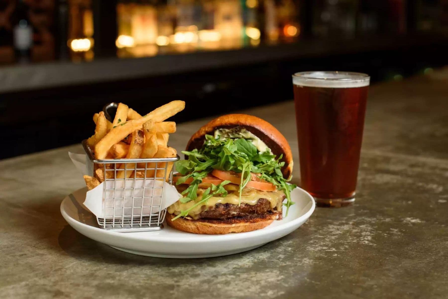 Radisson Hotel Downtown Salt Burger