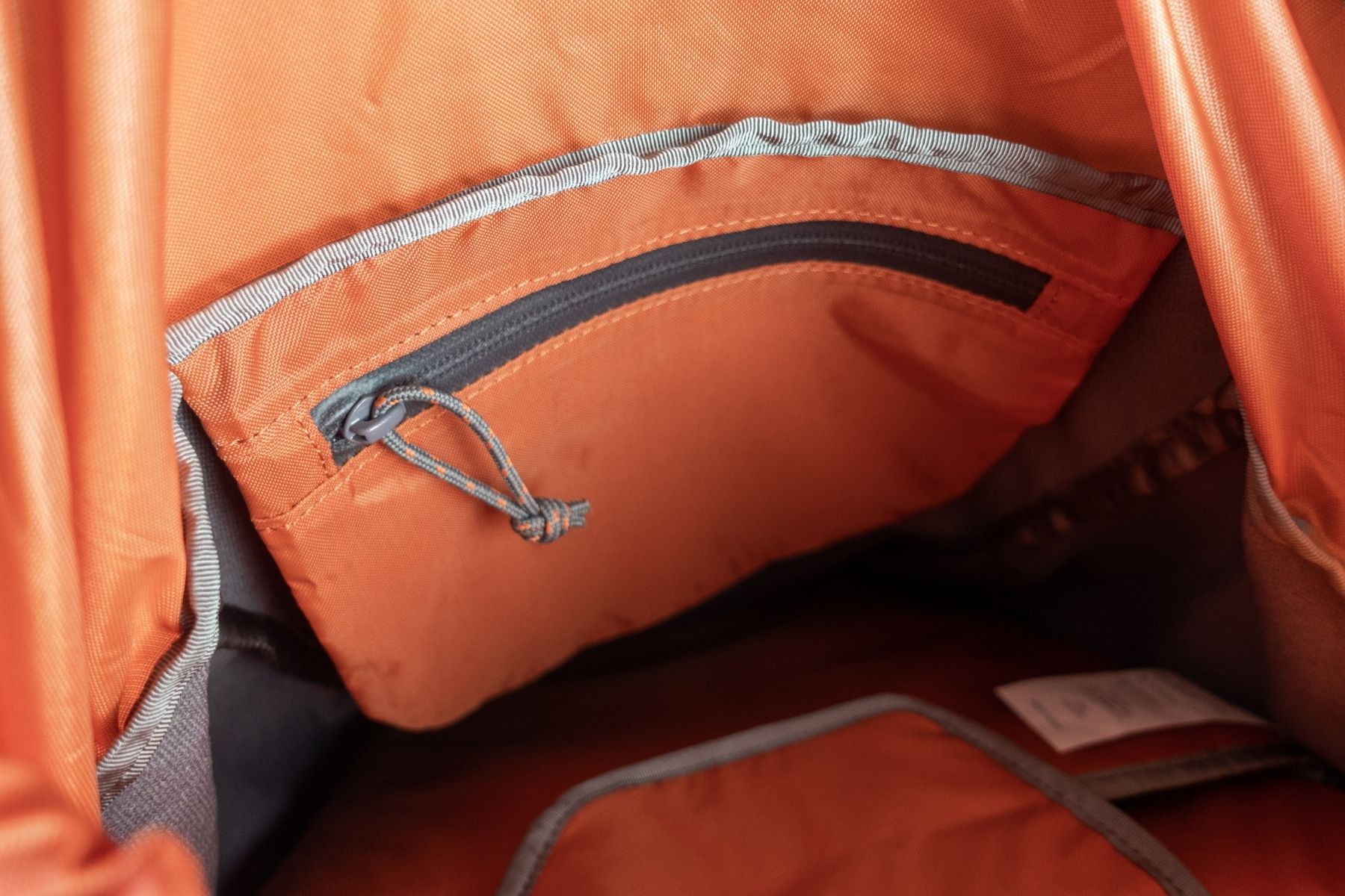 salkan-inside-pocket-with-zipper