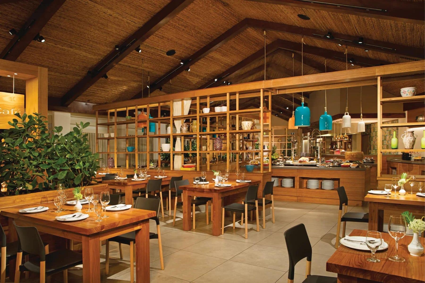 secrets-papagayo-costa-rica-market-cafe
