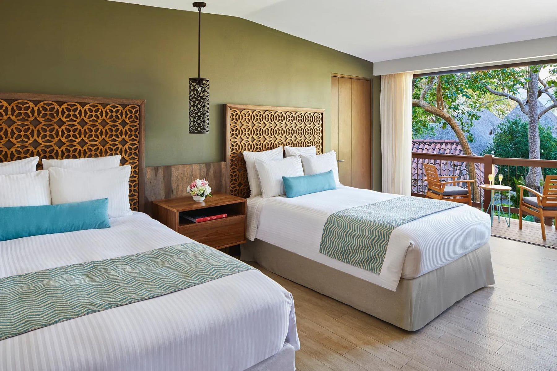 secrets-papagayo-costa-rica-two-beds