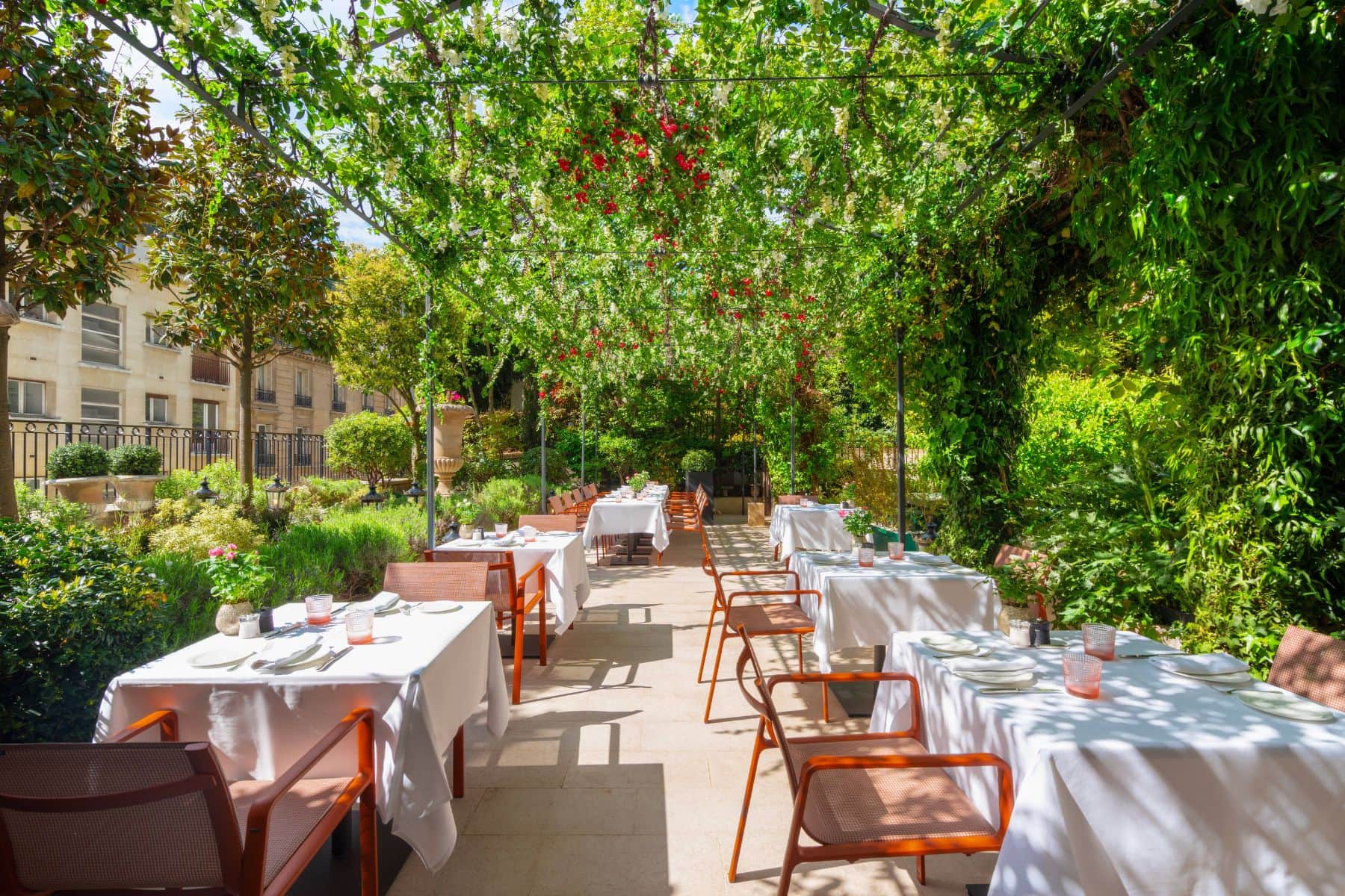shangri-la-paris-garden-dine