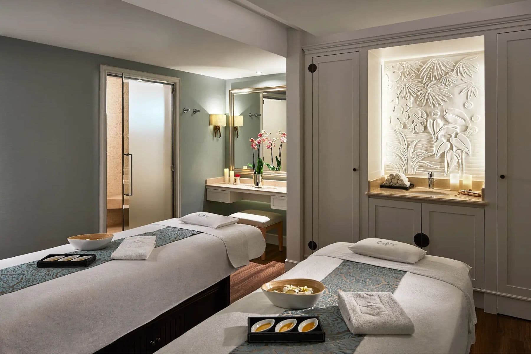 Shangri La Paris Spa
