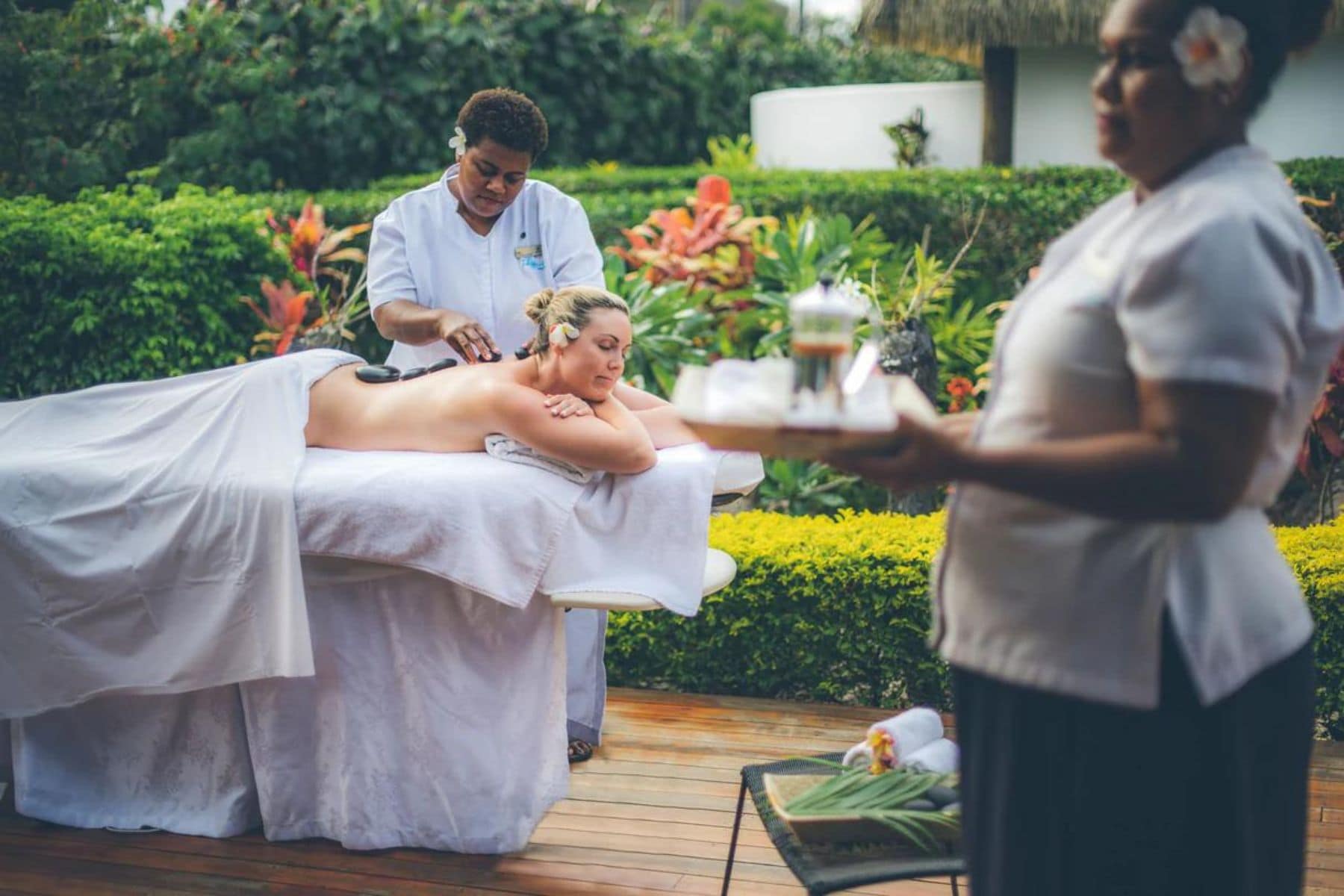 sheraton-resort-and-spa-tokoriki-island-massage