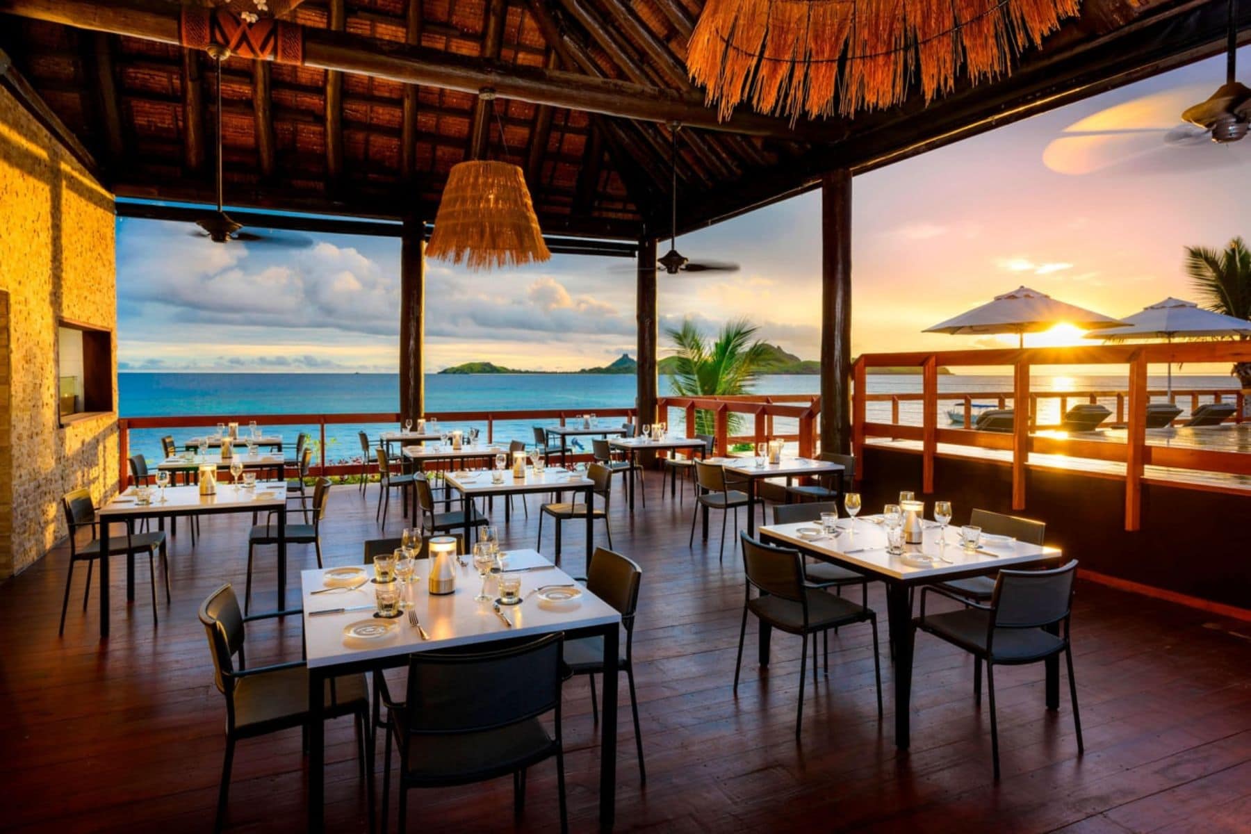 sheraton-resort-and-spa-tokoriki-island-sunset