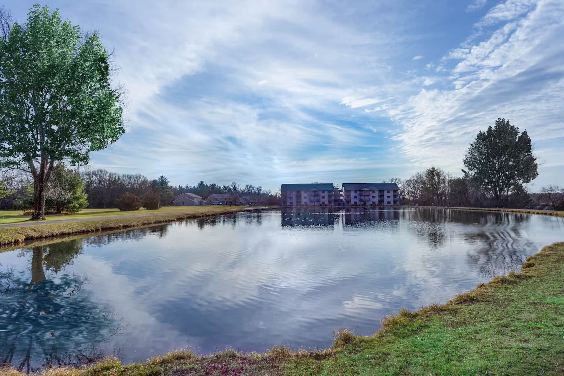 tamarack-and-mirror-lake-resort-river