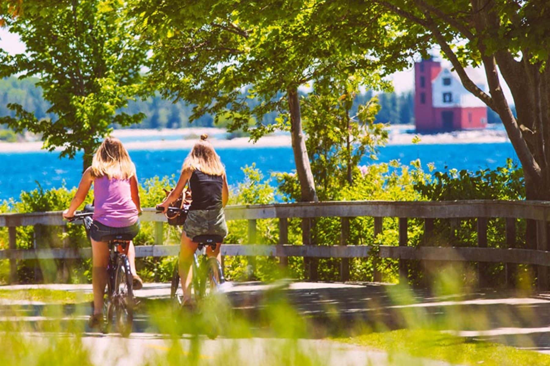 the-hotel-iroquois-horses-biking