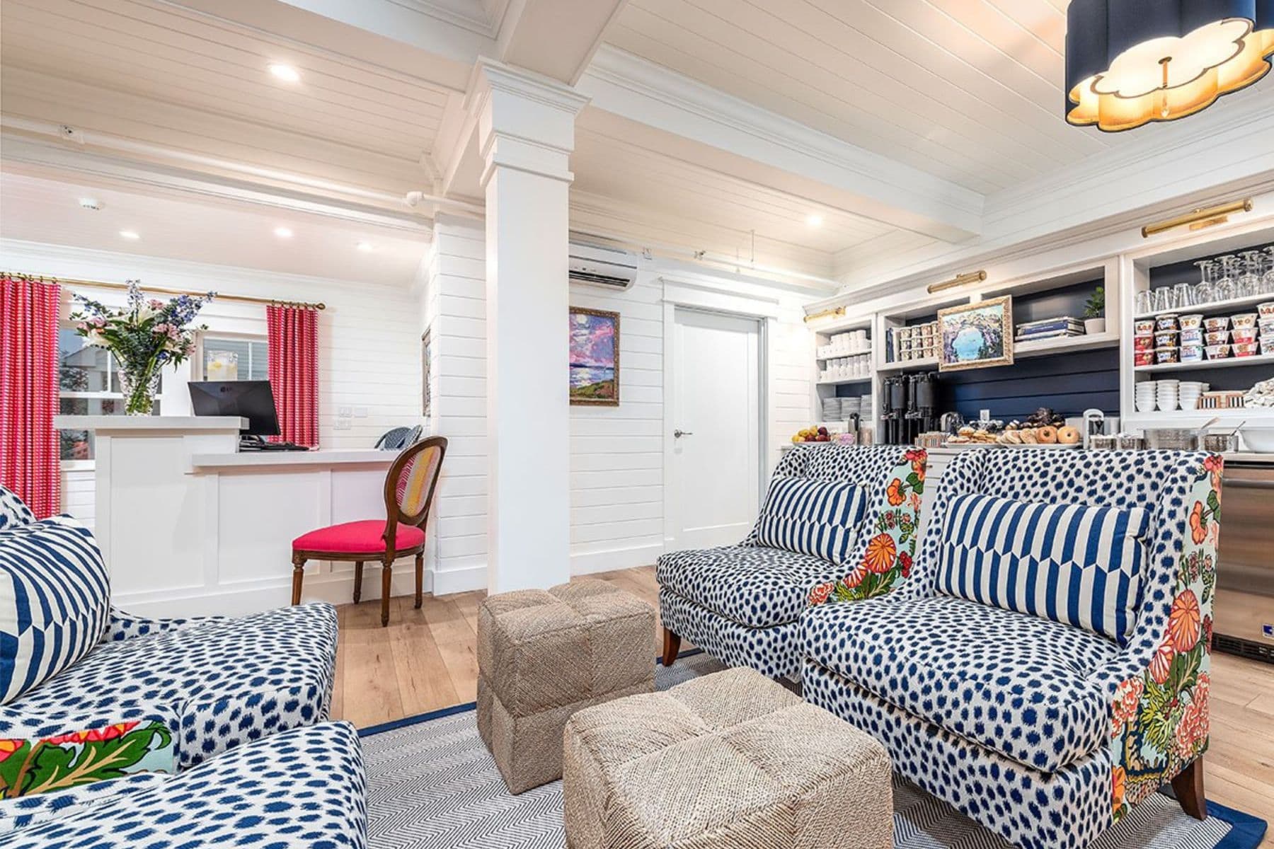 the-mackinac-house-sofa