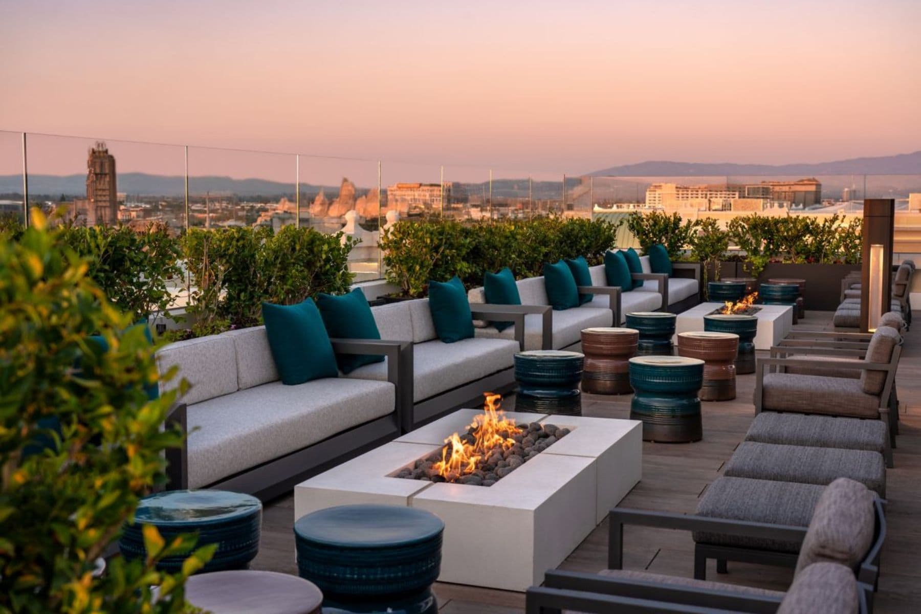 the-westin-anaheim-resort-bonfire