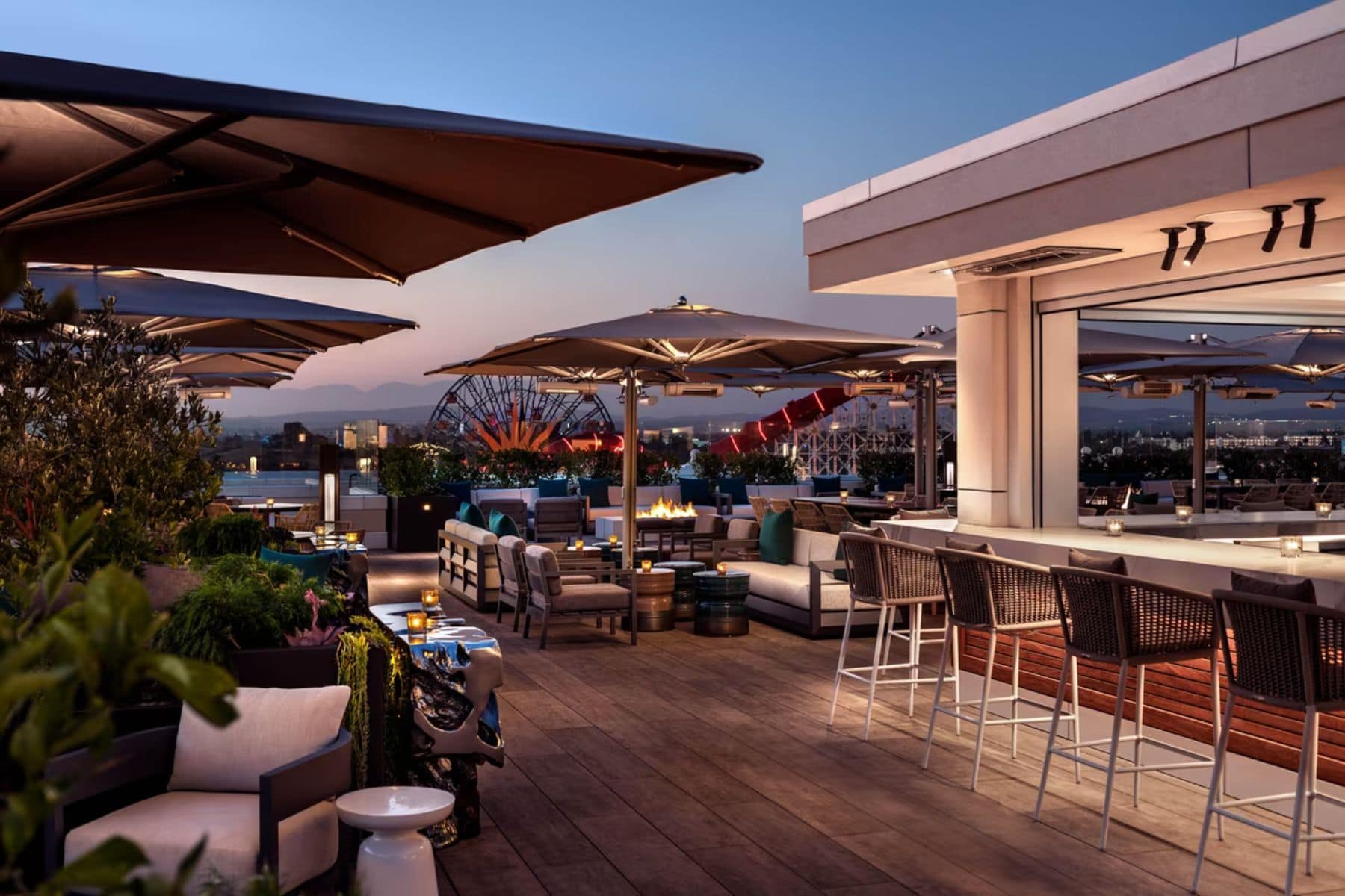 the-westin-anaheim-resort-rooftop